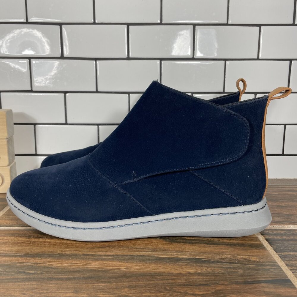 Clarks Step Move Up Shoes Womens Size 10 Wide Navy Cloudsteppers Ankle Boots